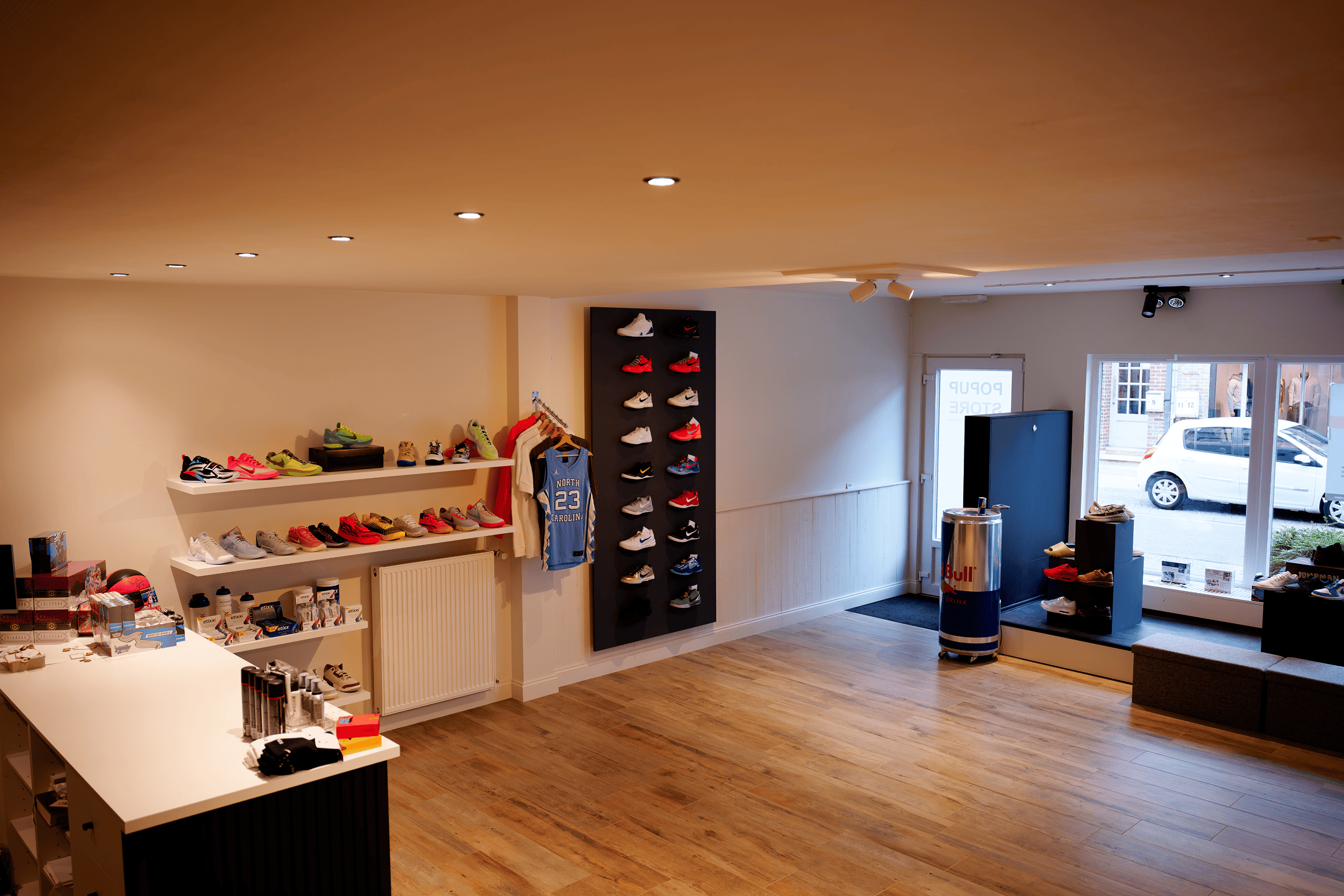 Foto BOU3sneakers Pop-up store